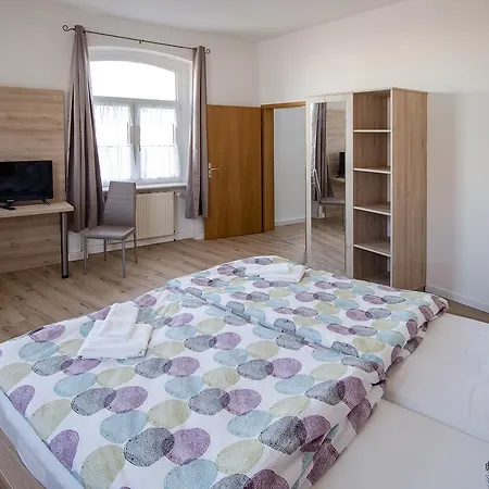 Neues Feldschlosschen Guest house Erfurt